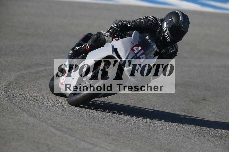 /Archiv-2024/02 29.01.-02.02.2024 Moto Center Thun Jerez/Gruppe gruen-green/414